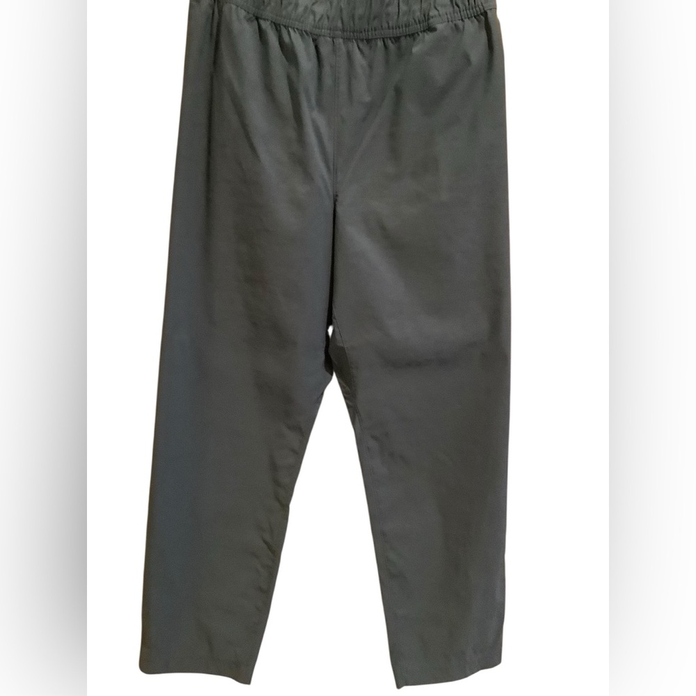 The North Face Women’s Nylon Drawstring Gray Athletic Pants Size XL